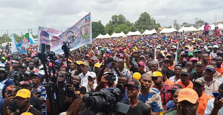 Mammoth Crowd As APC Lockdown Benin City for Okpebholo