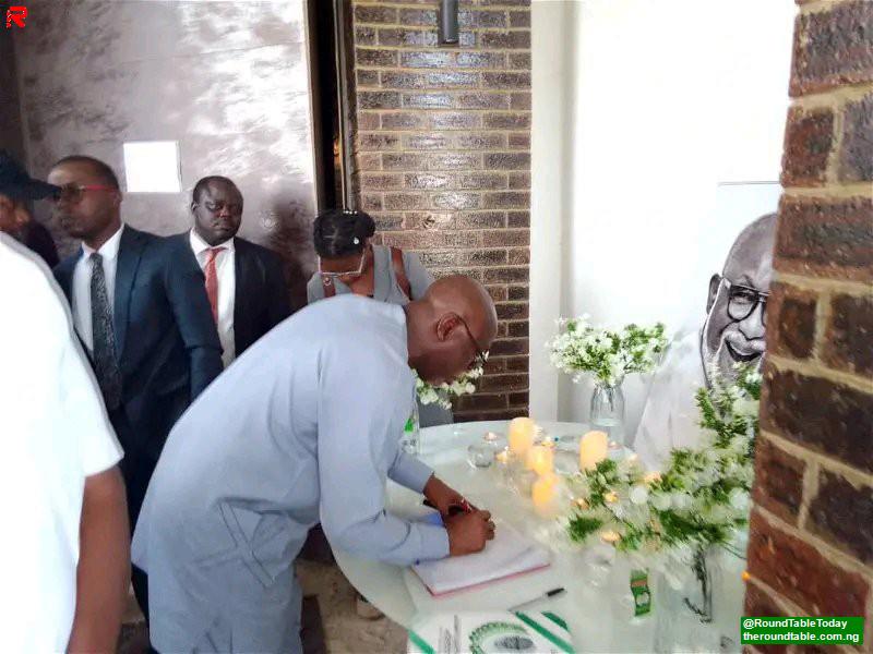 Governor Aiyedatiwa Pays Condolence Visit to Akeredolu